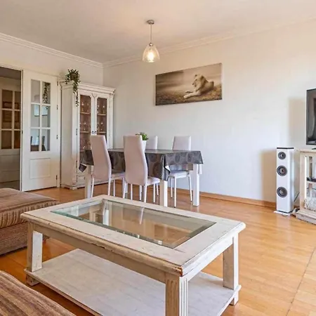 Holiday home 797 Holiday - Espacioso Apartamento Para 6 En *